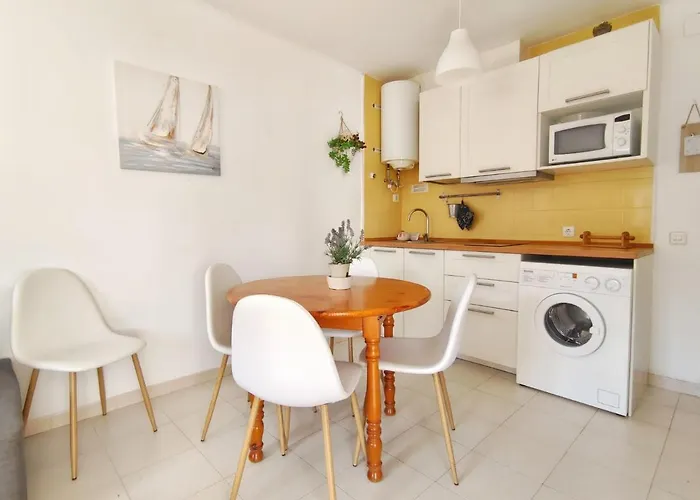 Vacay L'Escala - Apartamento Mila, Cala Montgo Apartman L' Escala