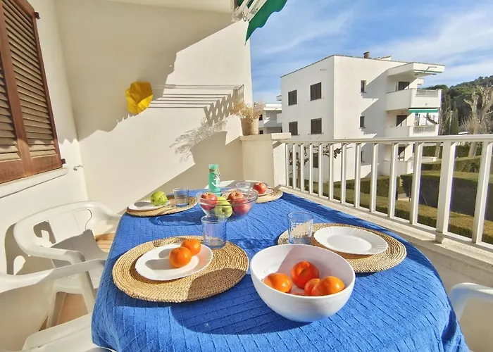 Vacay L'Escala - Apartamento Mila, Cala Montgo * L' Escala