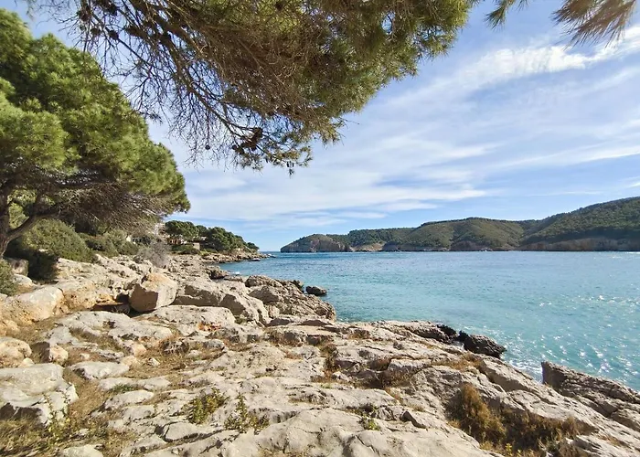 Vacay L'Escala - Apartamento Mila, Cala Montgo Apartman