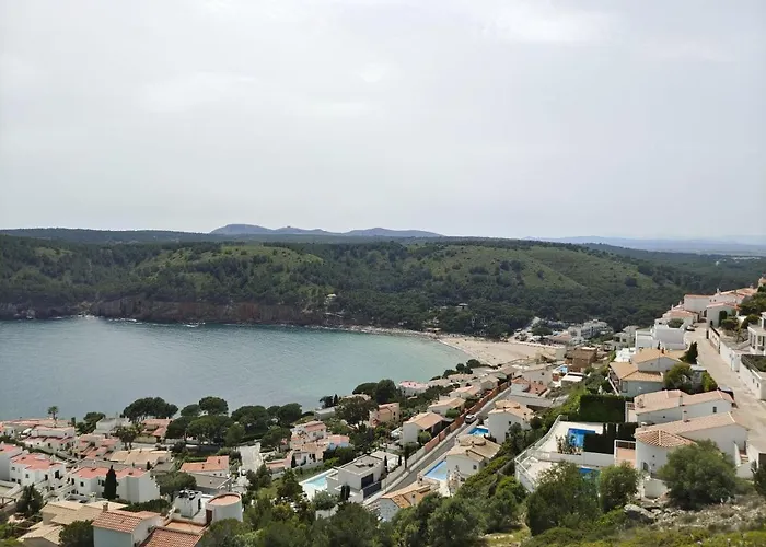 Vacay L'Escala - Apartamento Mila, Cala Montgo * L' Escala